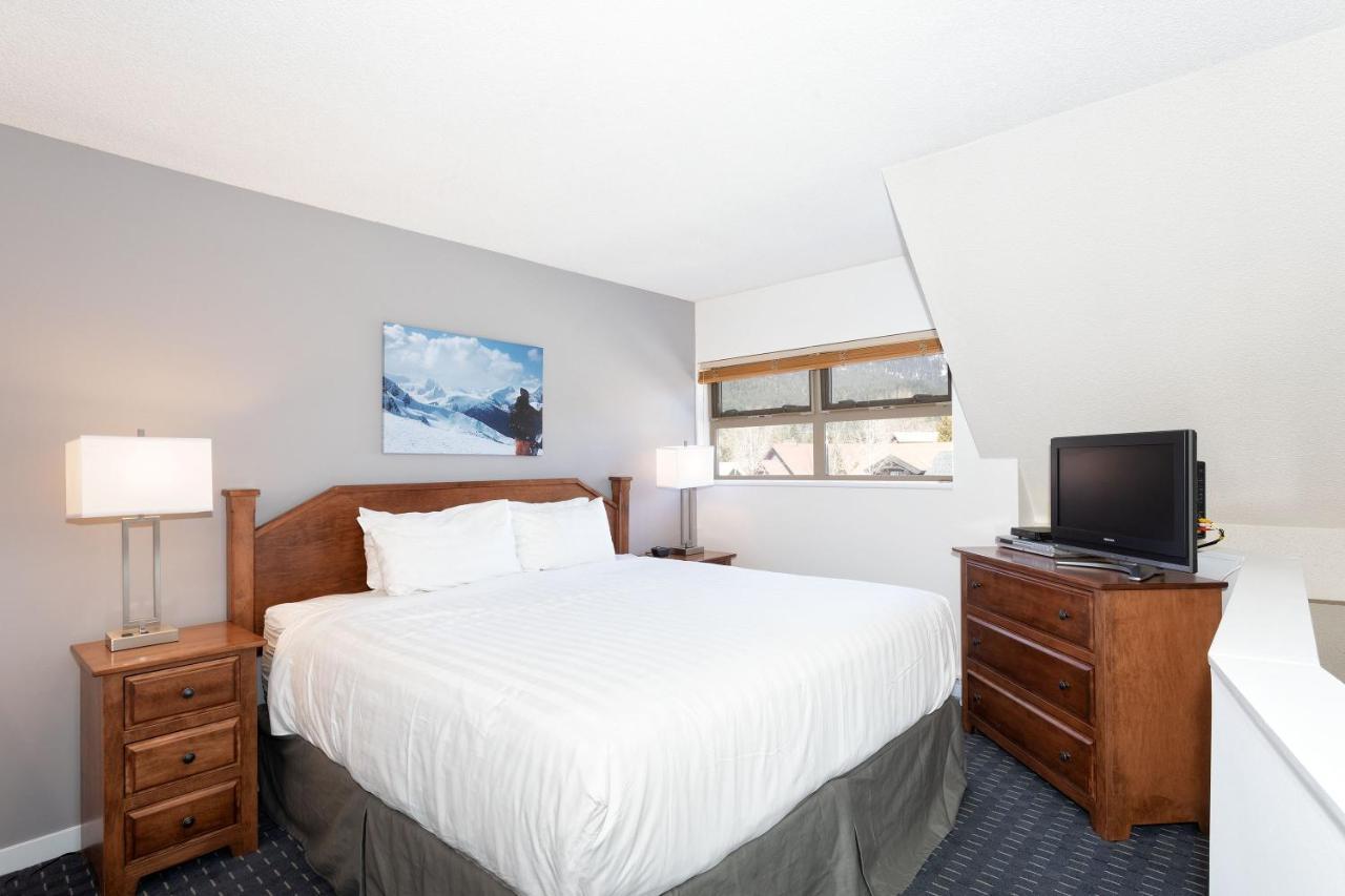 Condo 1 Bedroom Loft Unit 305