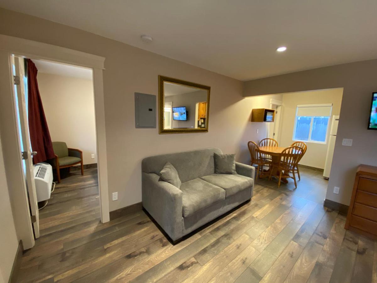 Two-Bedroom Suite