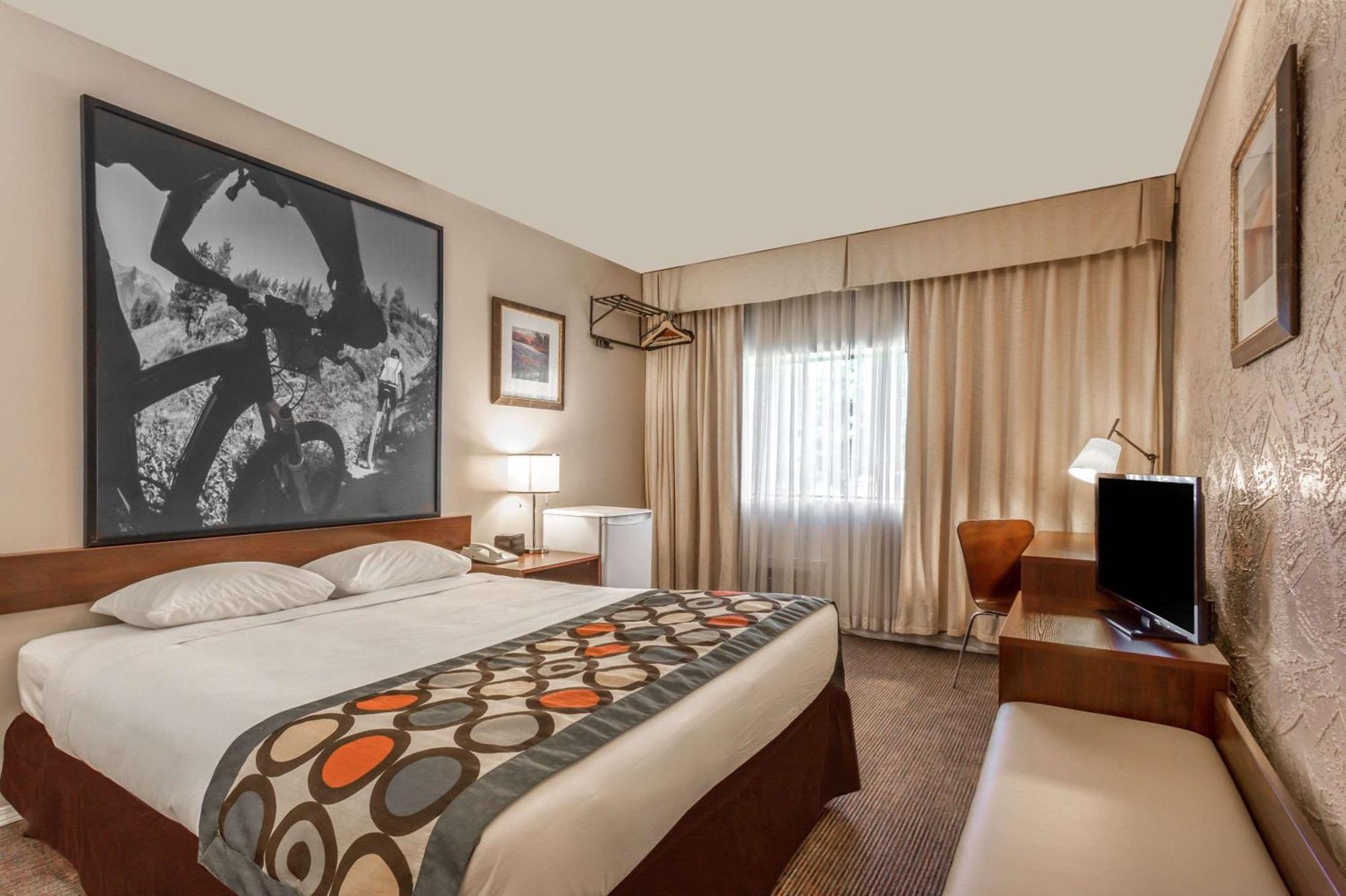 Double Room - Non-Smoking