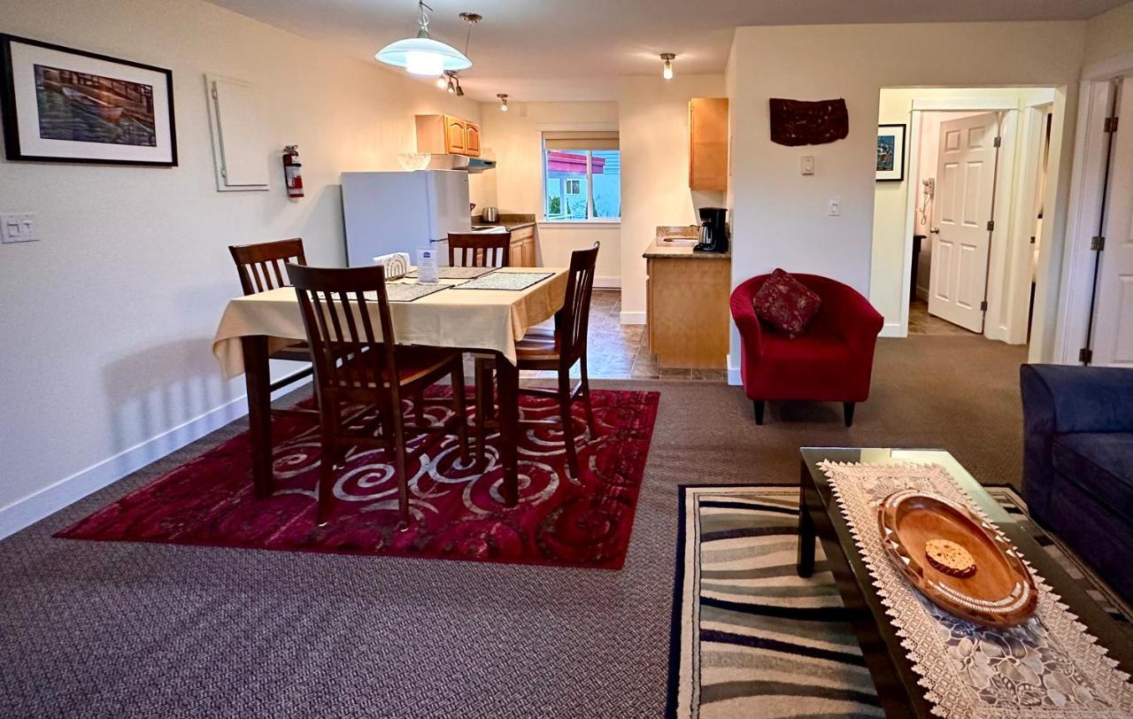Two-Bedroom Suite