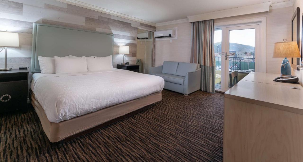 King Room Balcony,1385299364:JPEG