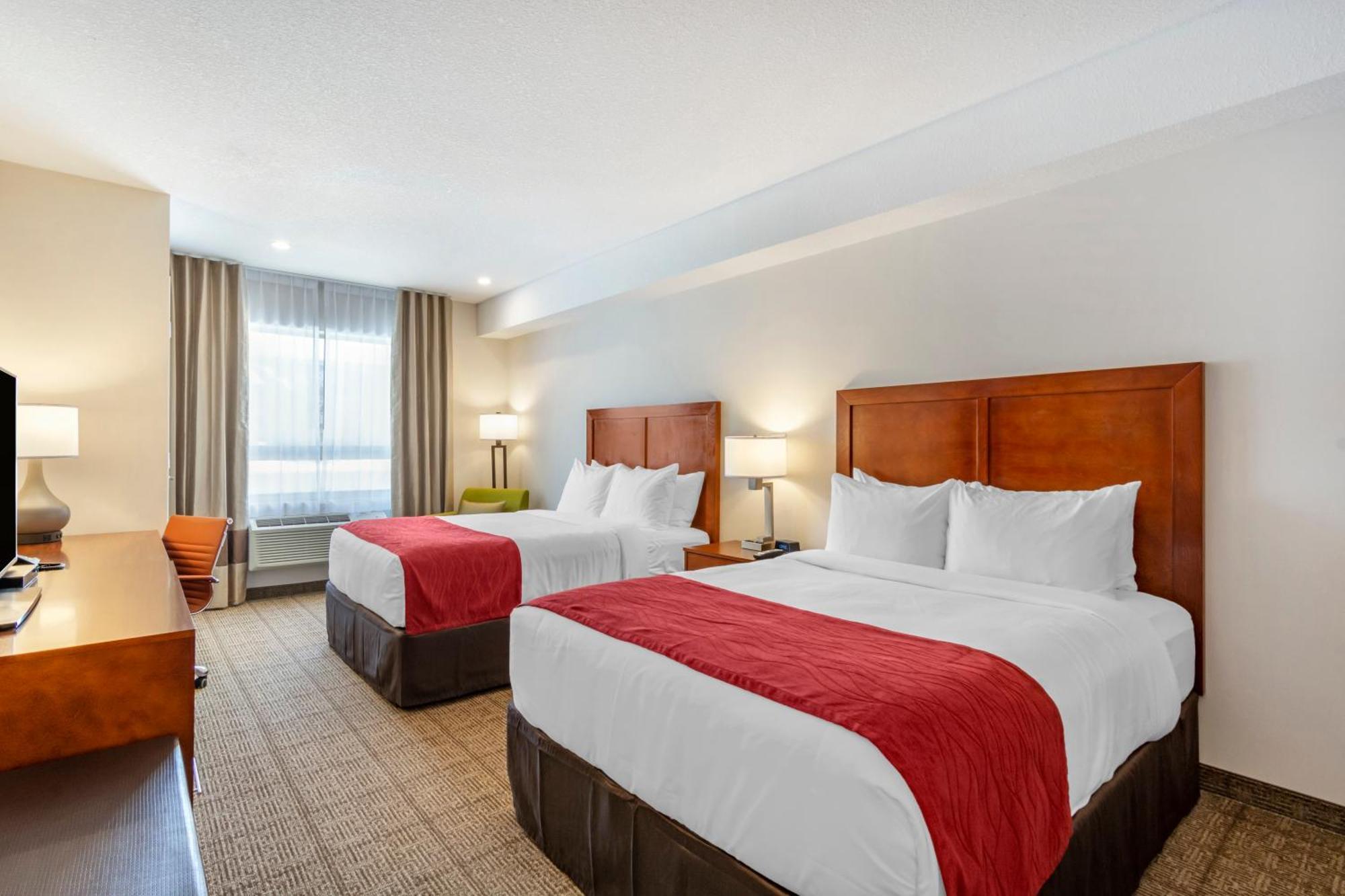 Queen Room with Two Queen Beds - Non-Smoking
