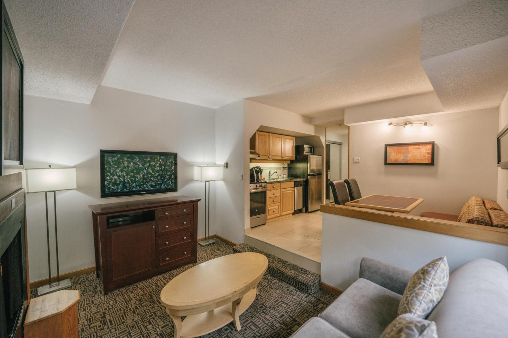 One-Bedroom Suite