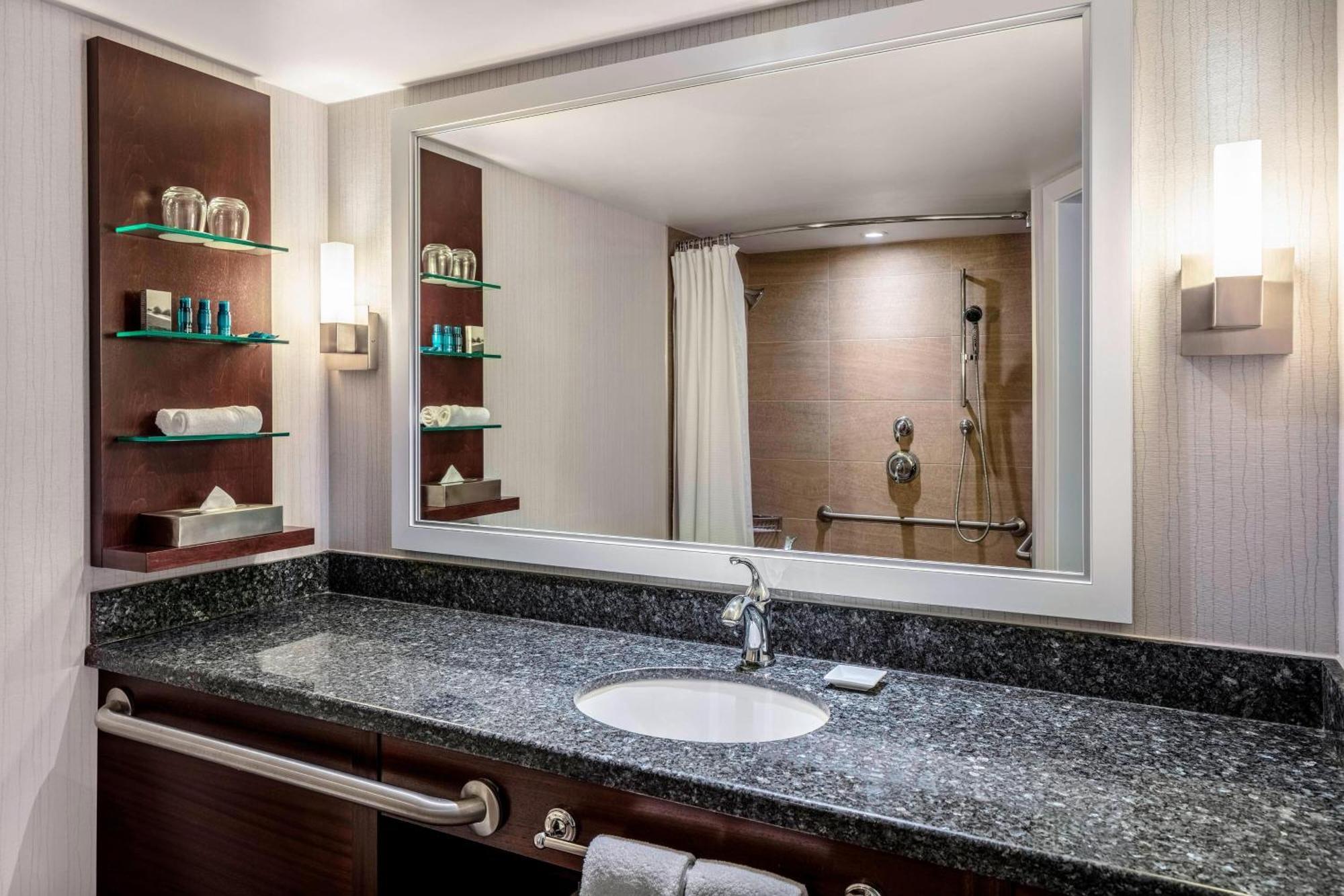 Guest King Room