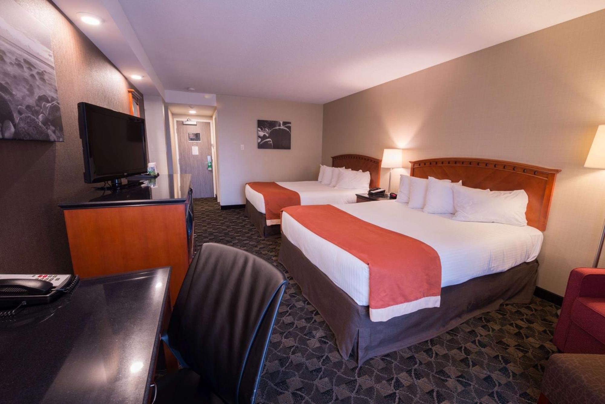 Queen Room Two Queen Beds Balcony Non smoking