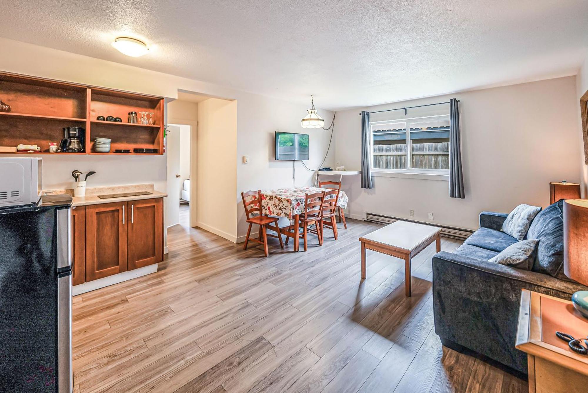 One-Bedroom Suite