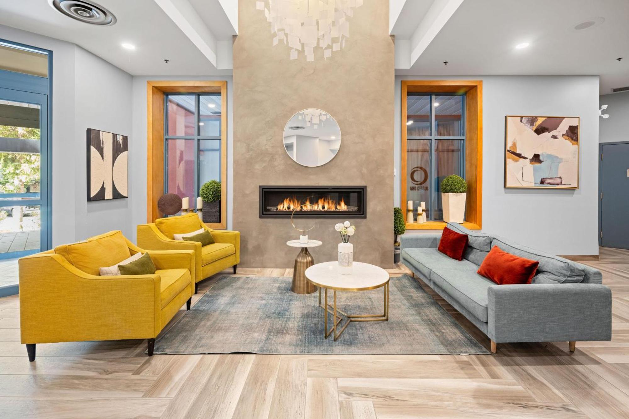 Studio Apartment