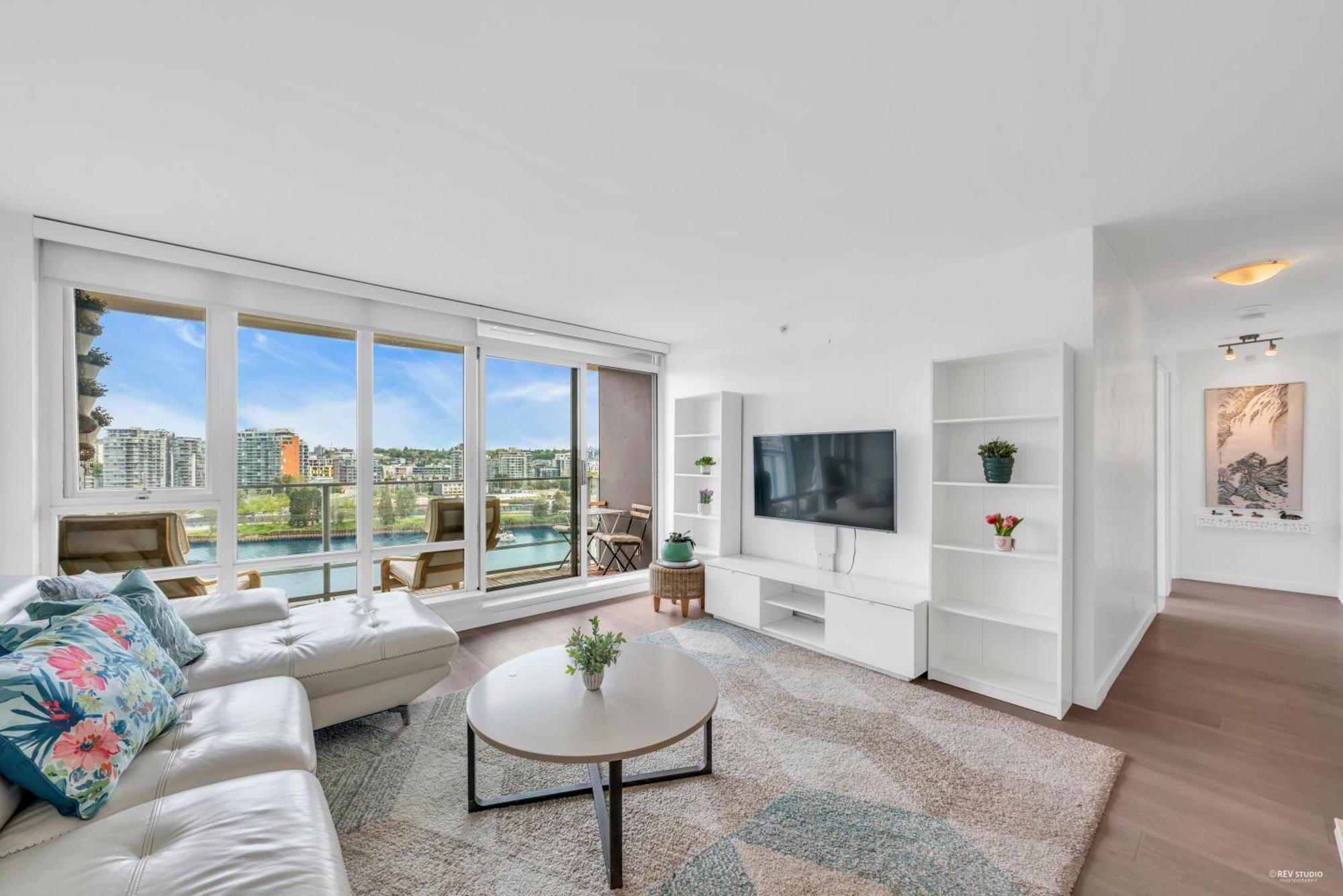 Two-Bedroom Apartment with Ocean View,1627273292:JPEG