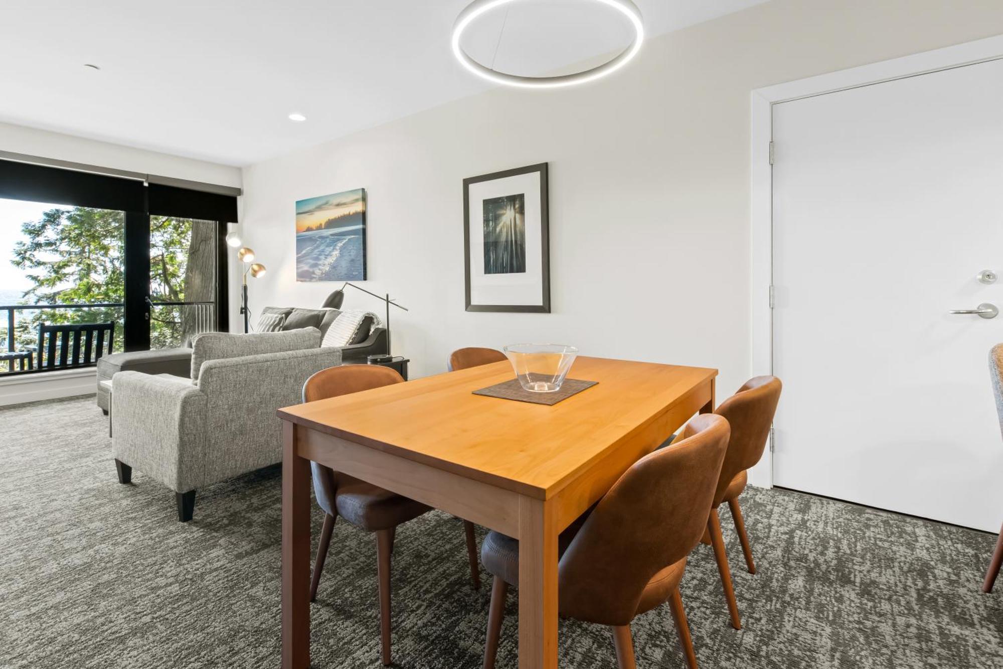 Trail One-Bedroom Suite