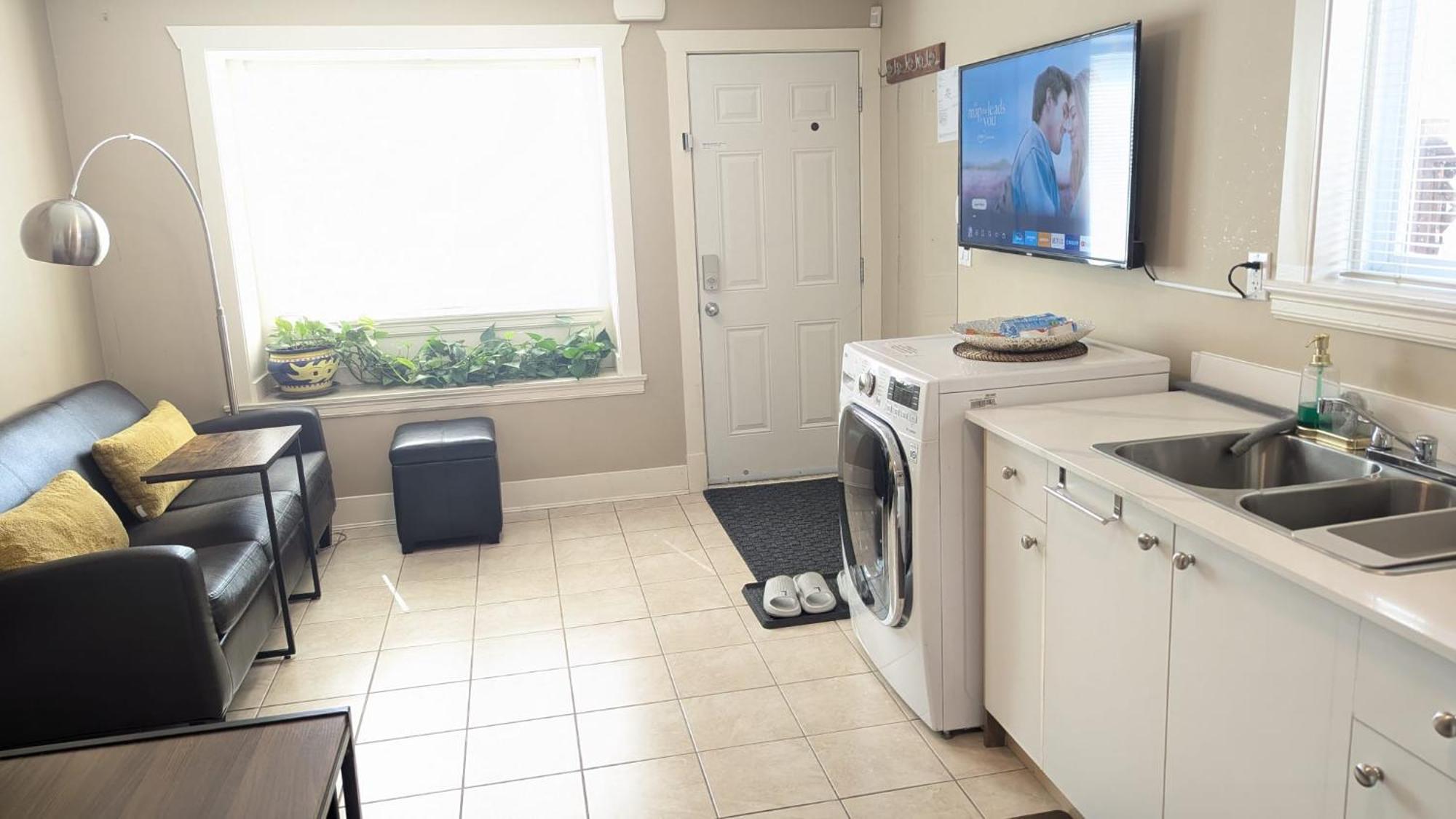 One-Bedroom Suite