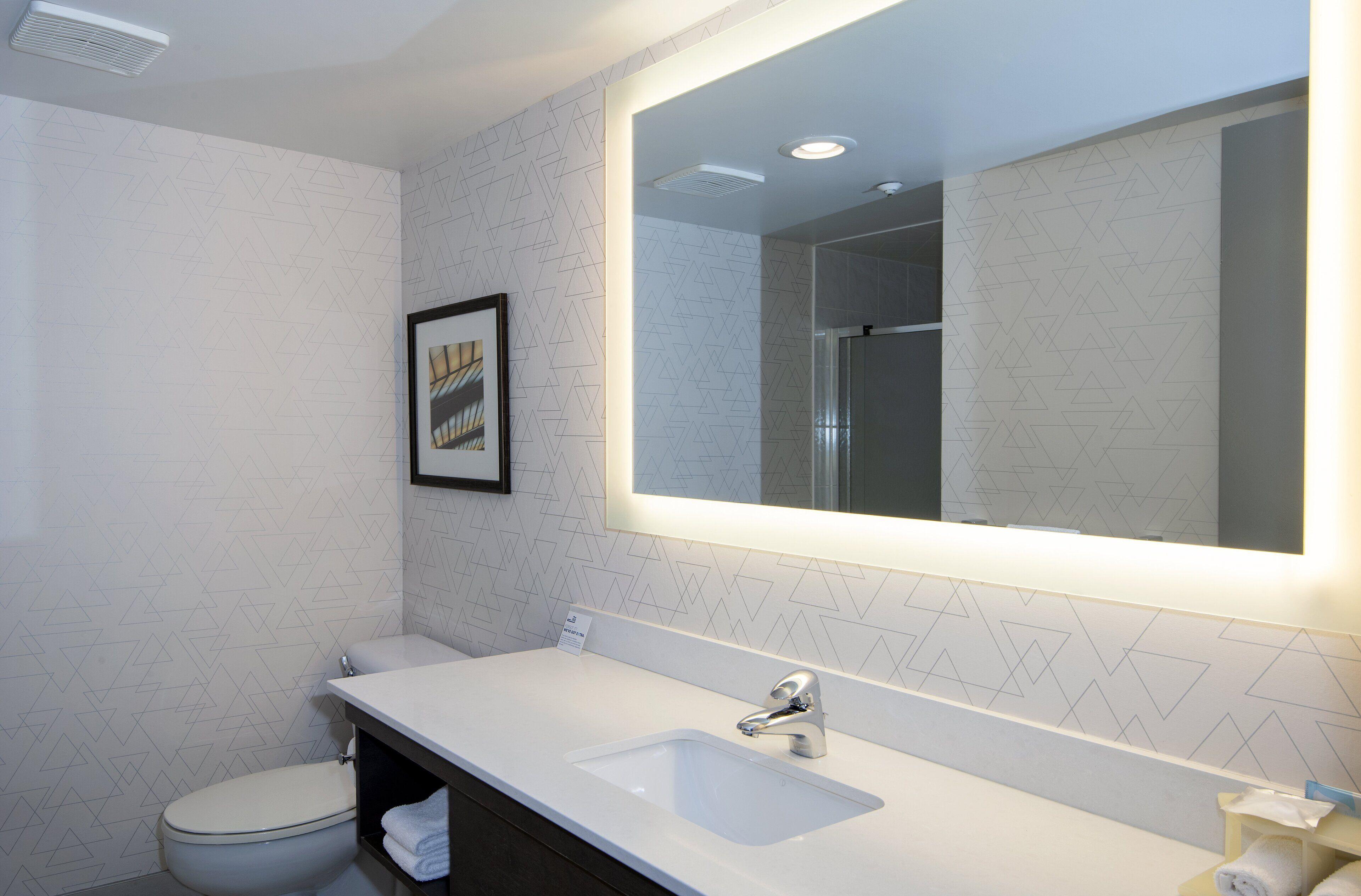 King Suite Spa Bath