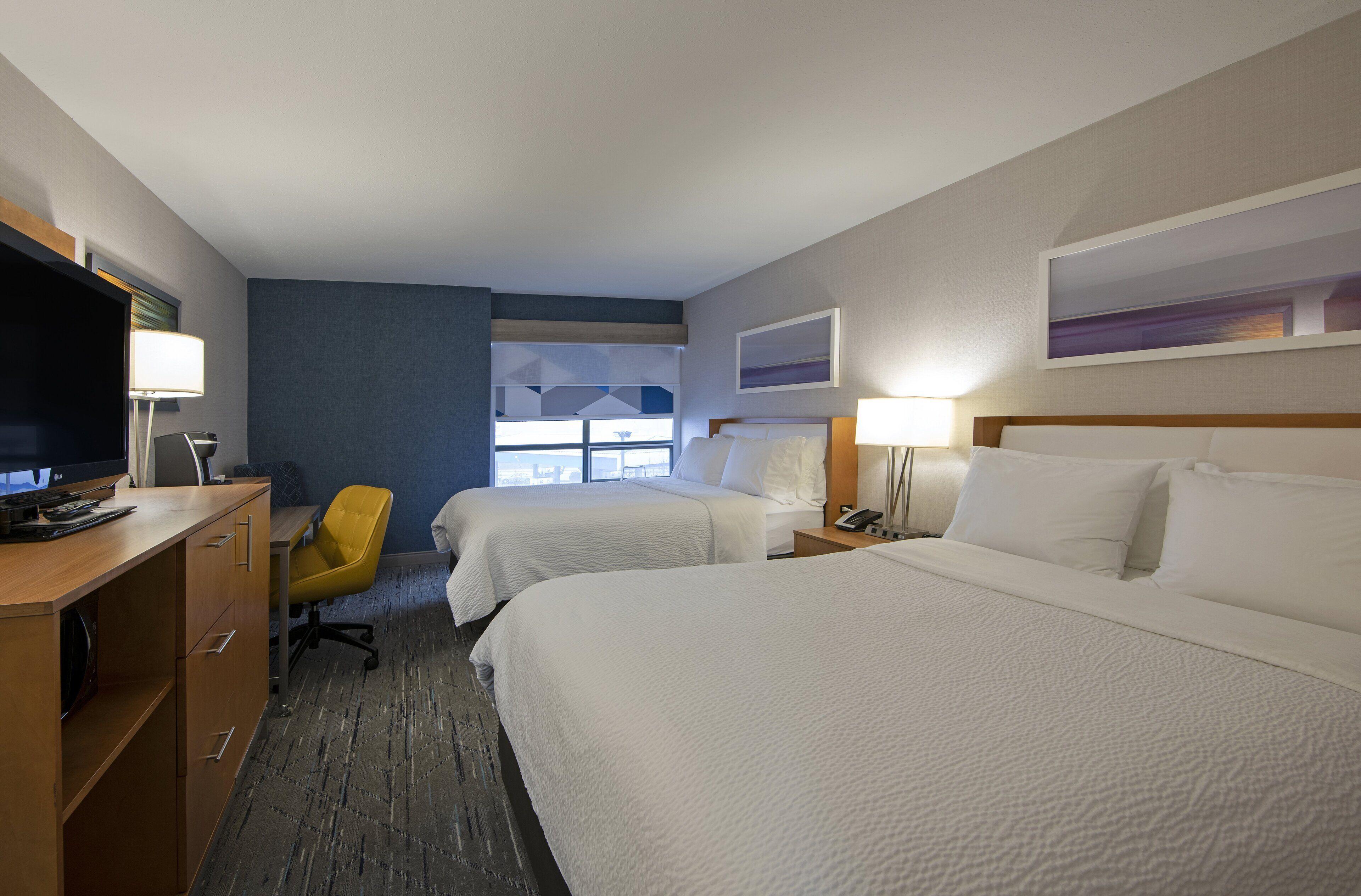 Standard Queen Room Two Queen Beds