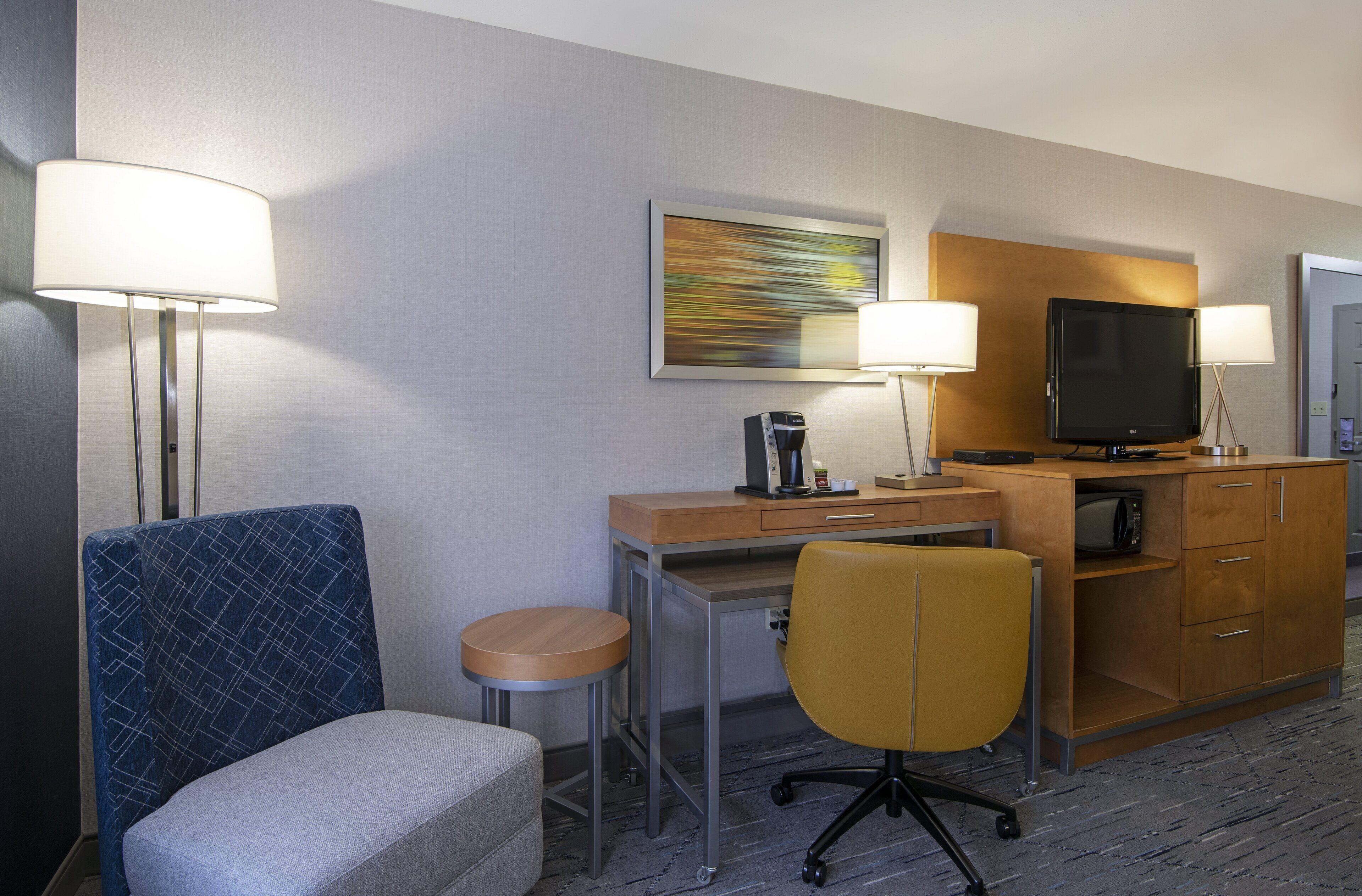 Standard Room,1530472306:JPEG