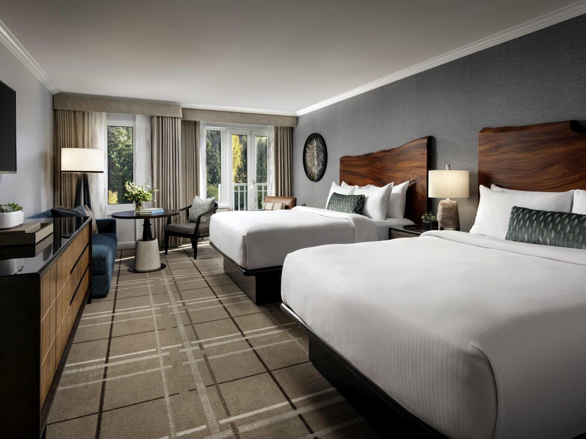 Deluxe Queen Room Two Queen Beds View