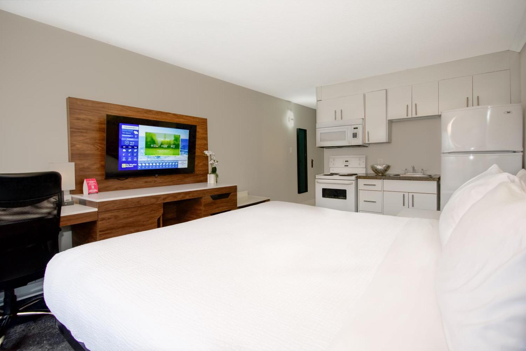 Efficiency King Room Non Smoking or Pet Friendly