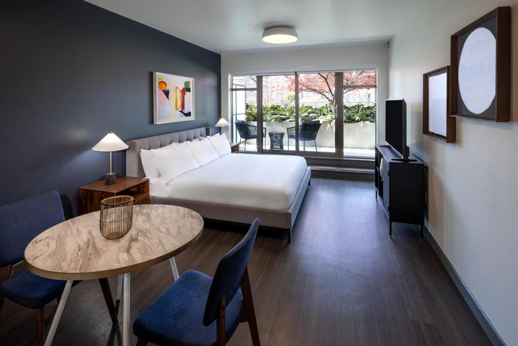 The Bay Two Bedroom Connect w or Terrace Suite