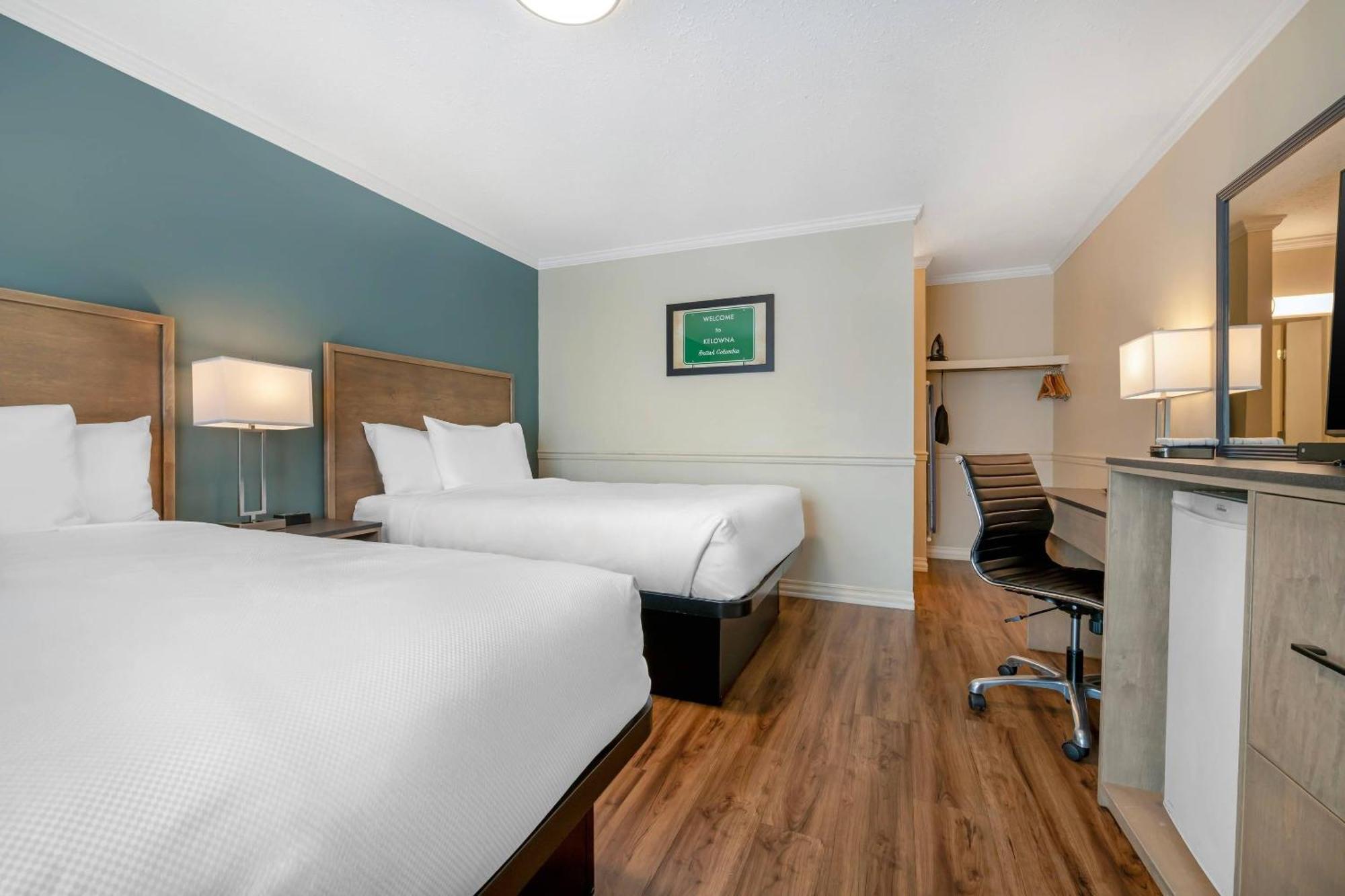 Standard Double Room Two Double Beds Non Smoking