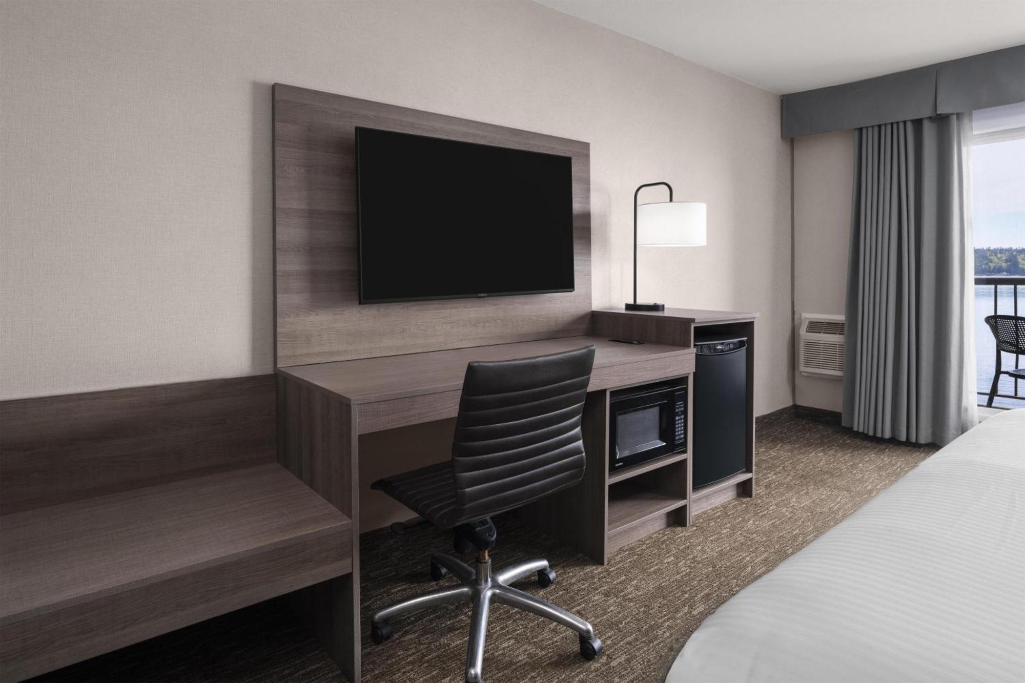King Room with Balcony - Non-Smoking/Upper Floor