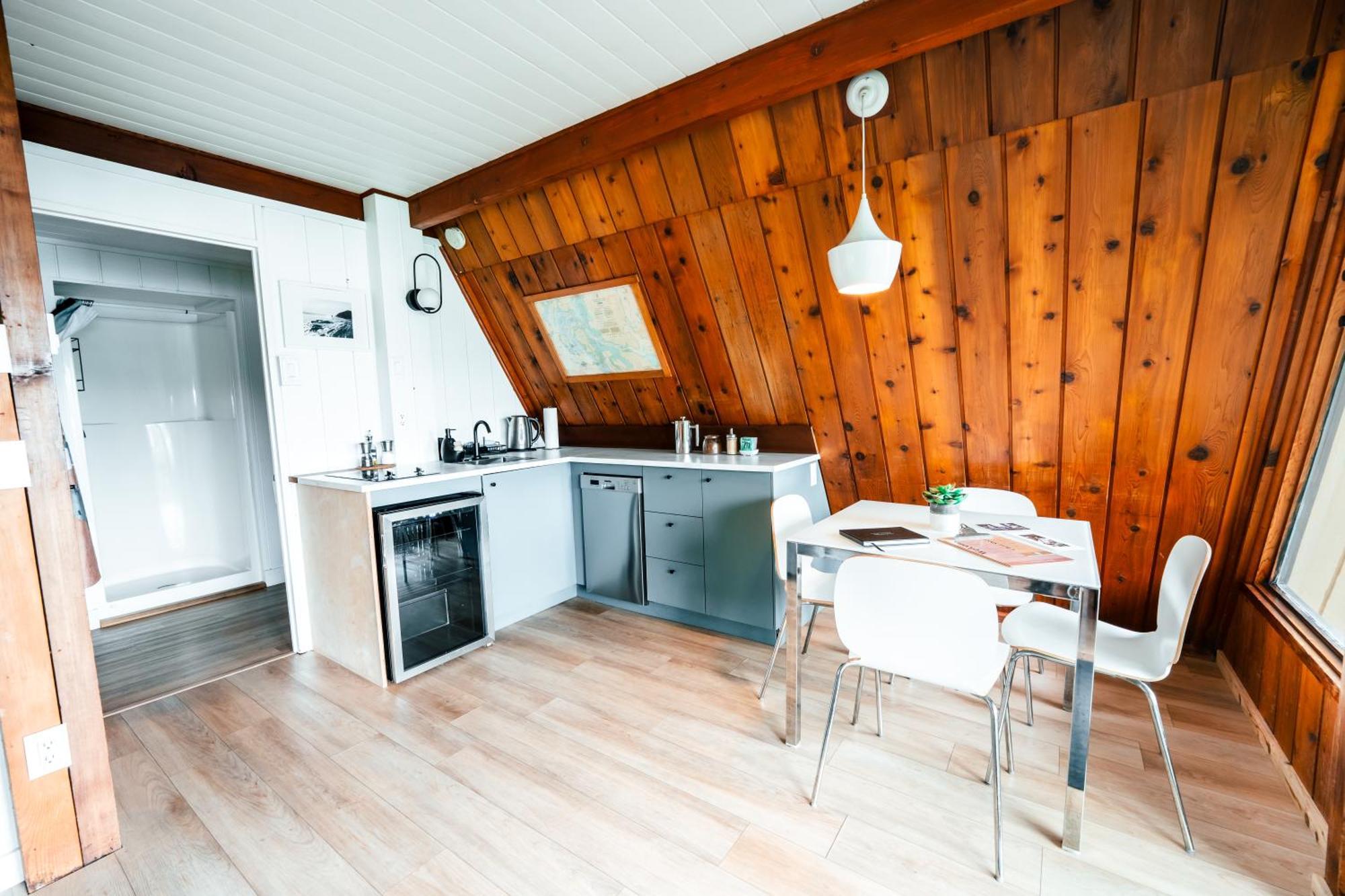 Cabin Suite 1 Pet Friendly