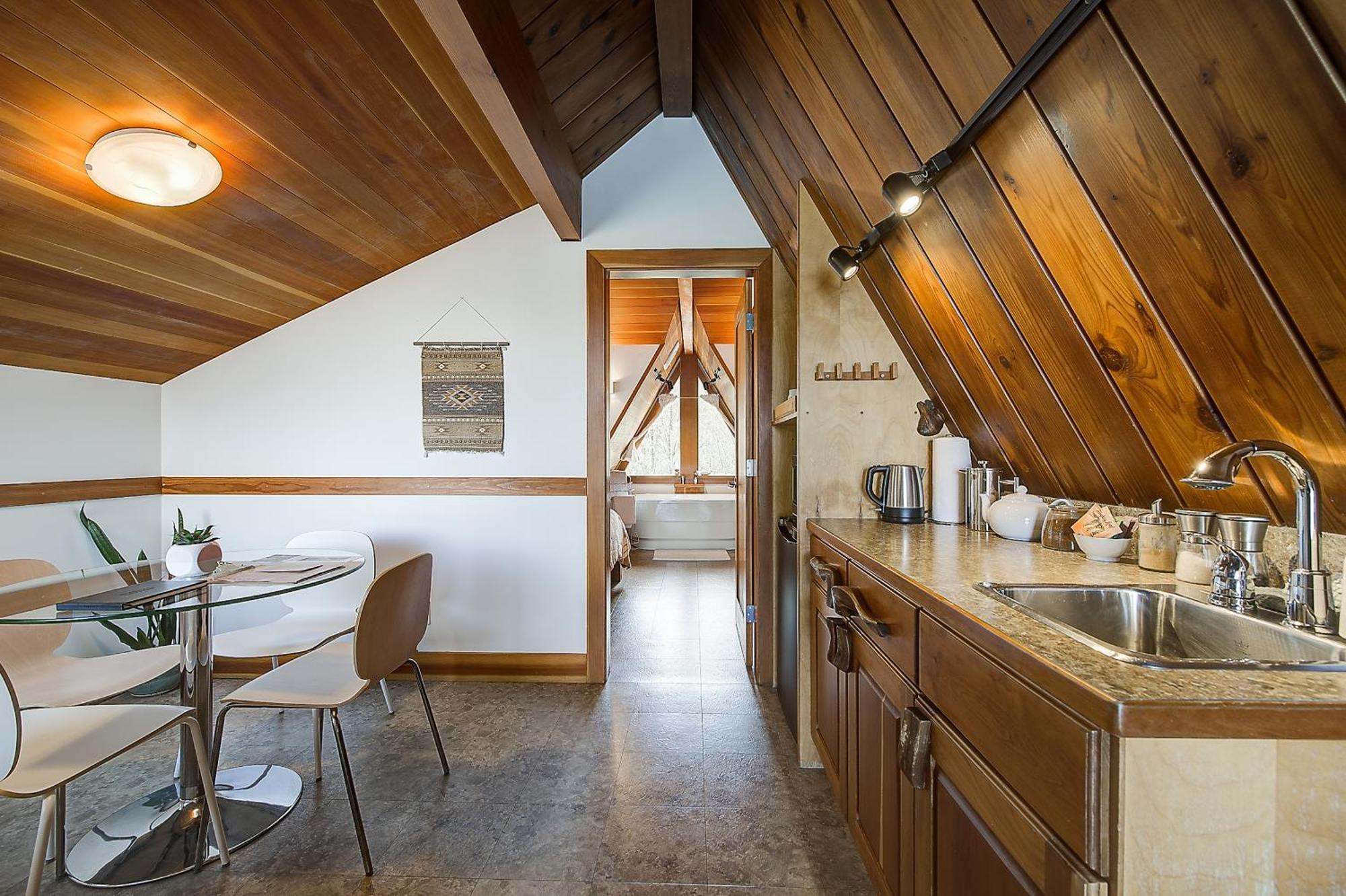Cabin Suite 2 Not Pet Friendly