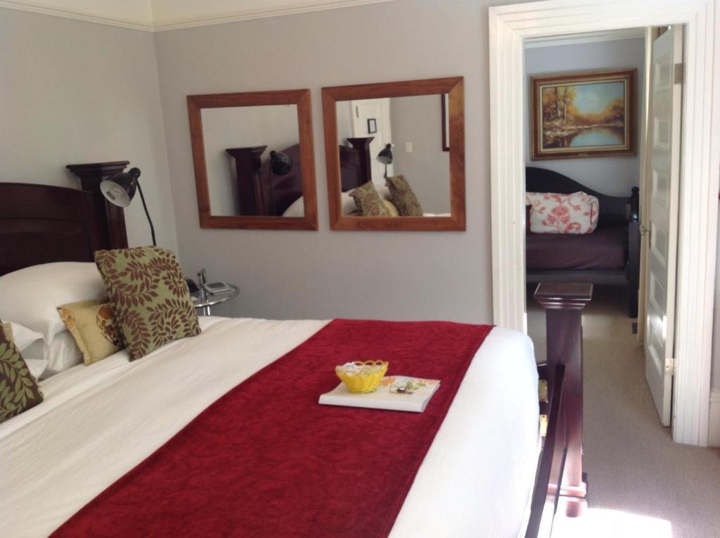 Deluxe Zimmer mit Kingsize-Bett