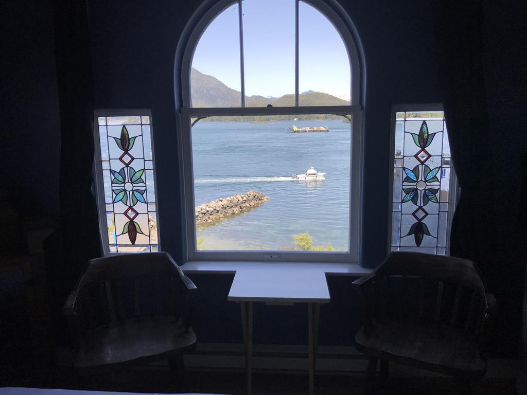 Deluxe Queen Room with Ocean View - Top Floor