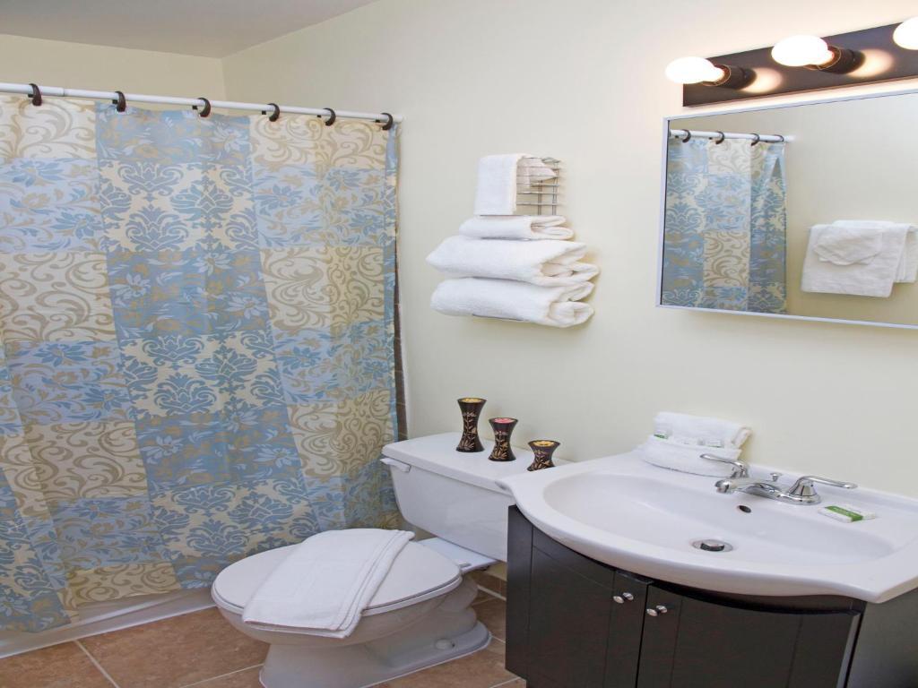 Queen Room,641444271:JPEG