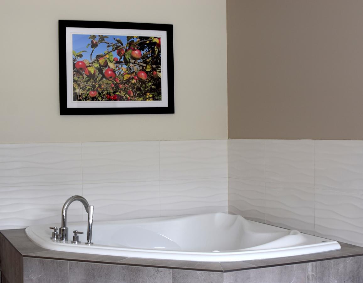 Coast Premium King Suite Jetted Tub,667014429:JPEG