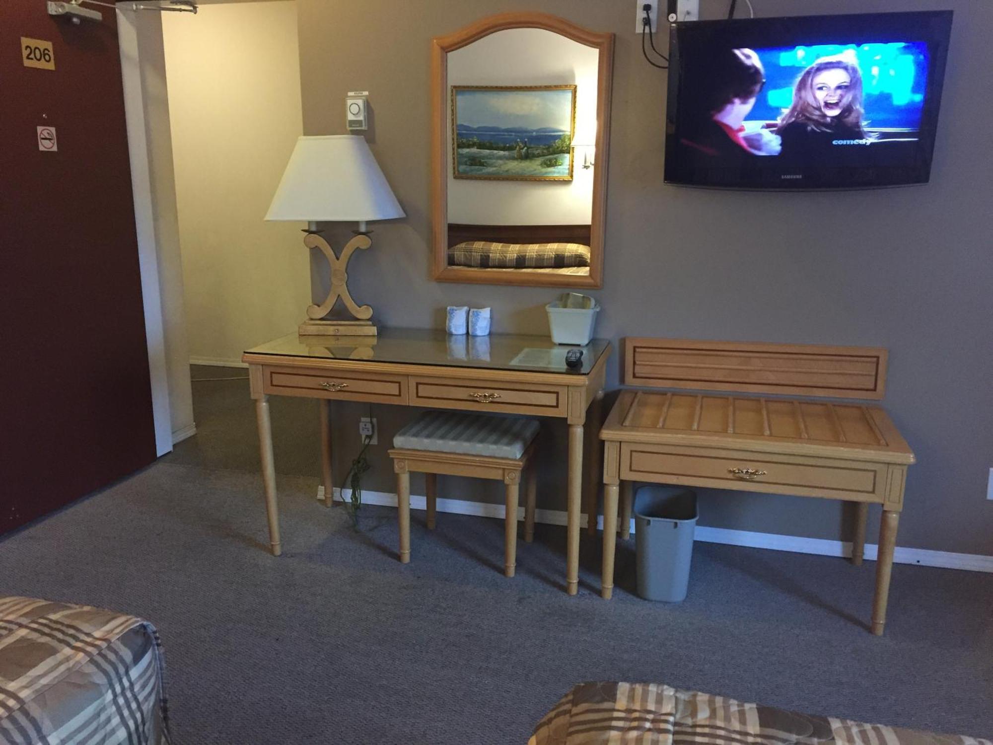 Queen Room with Two Queen Beds,685864473:JPEG