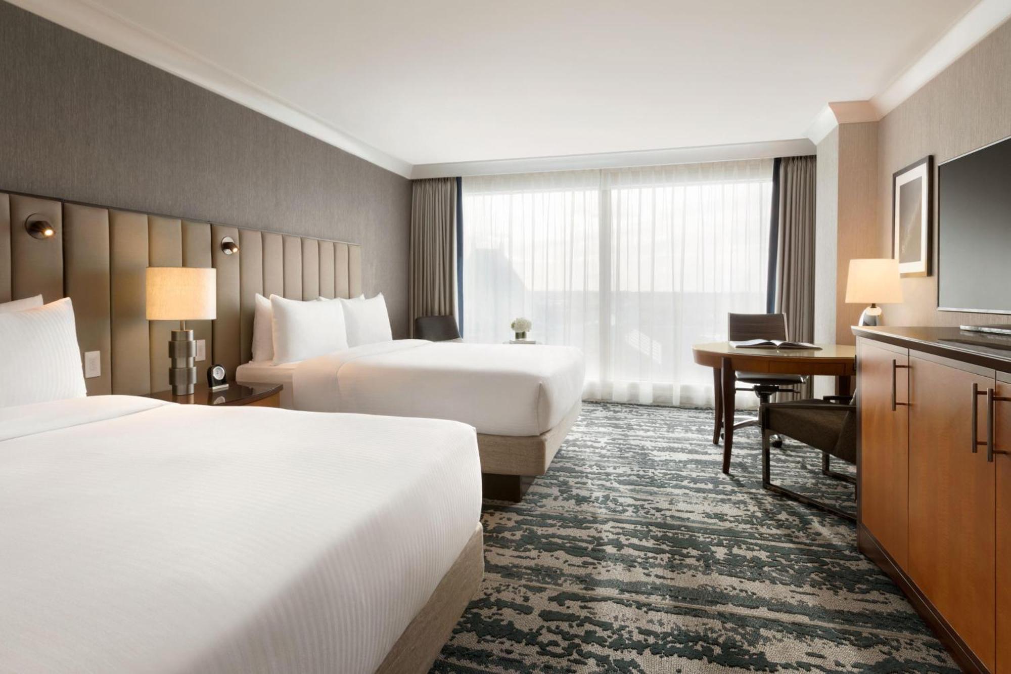 Fairmont Room with King Bed,1730056454:JPEG