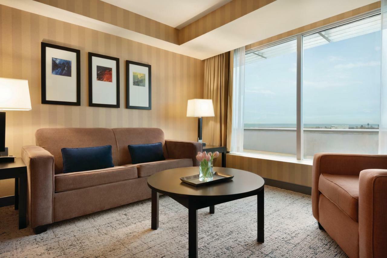 Penthouse King Corner Suite, Non Smoking