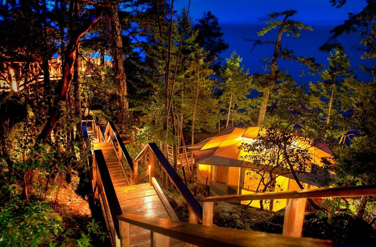 Signature Oceanfront Tenthouse