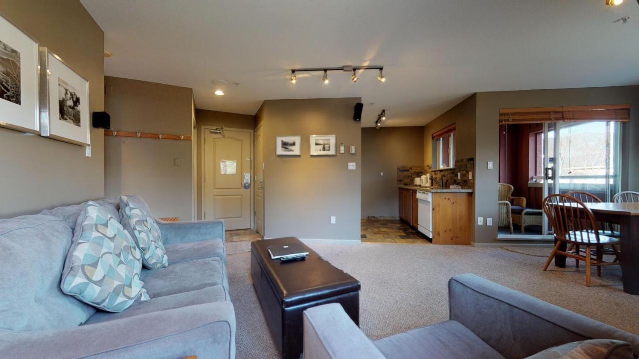 Town Plaza - One-Bedroom Apartment - 4314 Main Street - Unit 341,943039651:JPEG