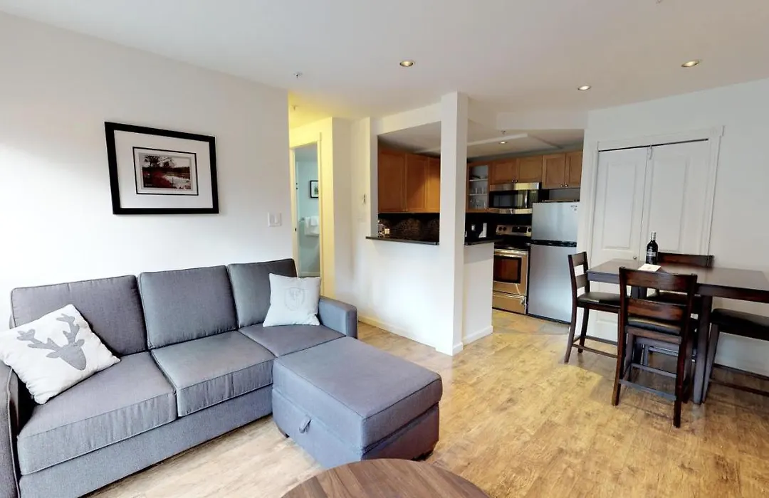 Amazing Location With Private Hot Tub By Harmony Whistler-1