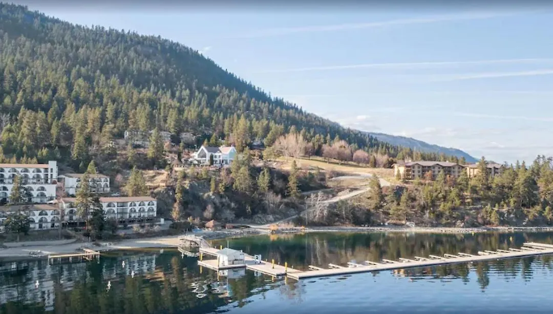 Lake Okanagan Resort-1