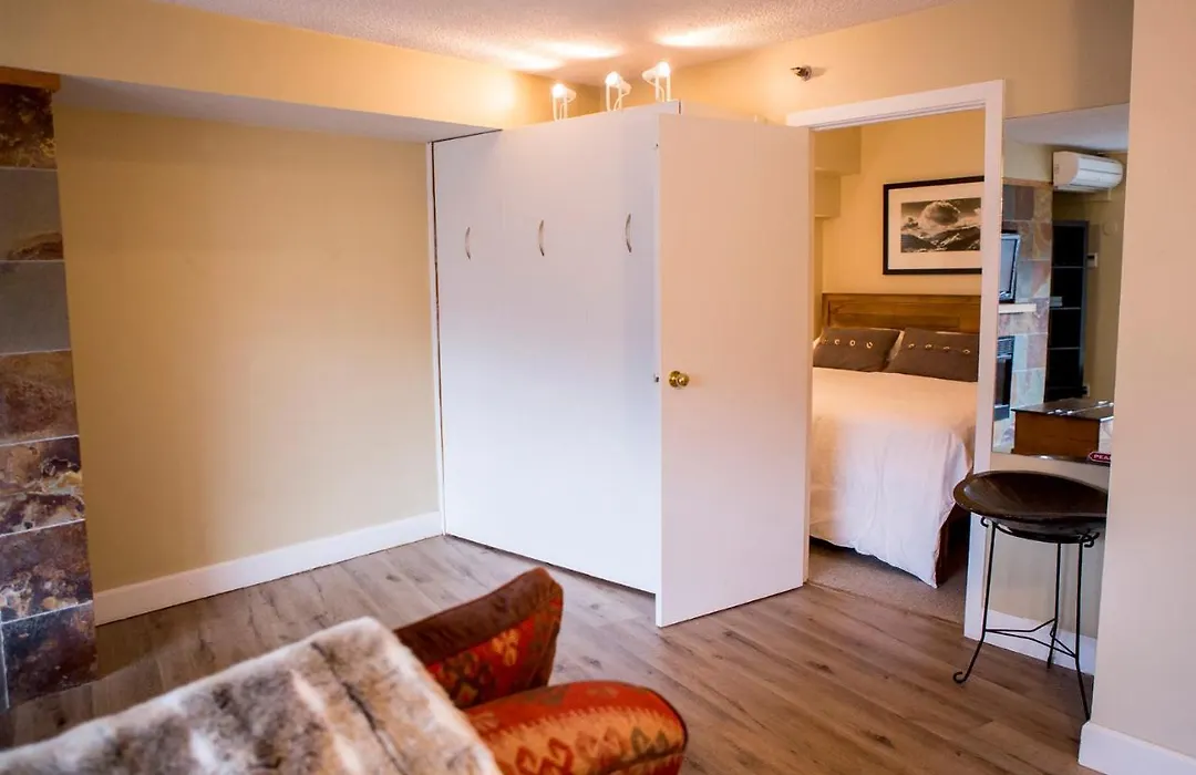 1Br Getaway Suite At The Base Of Whistler-1