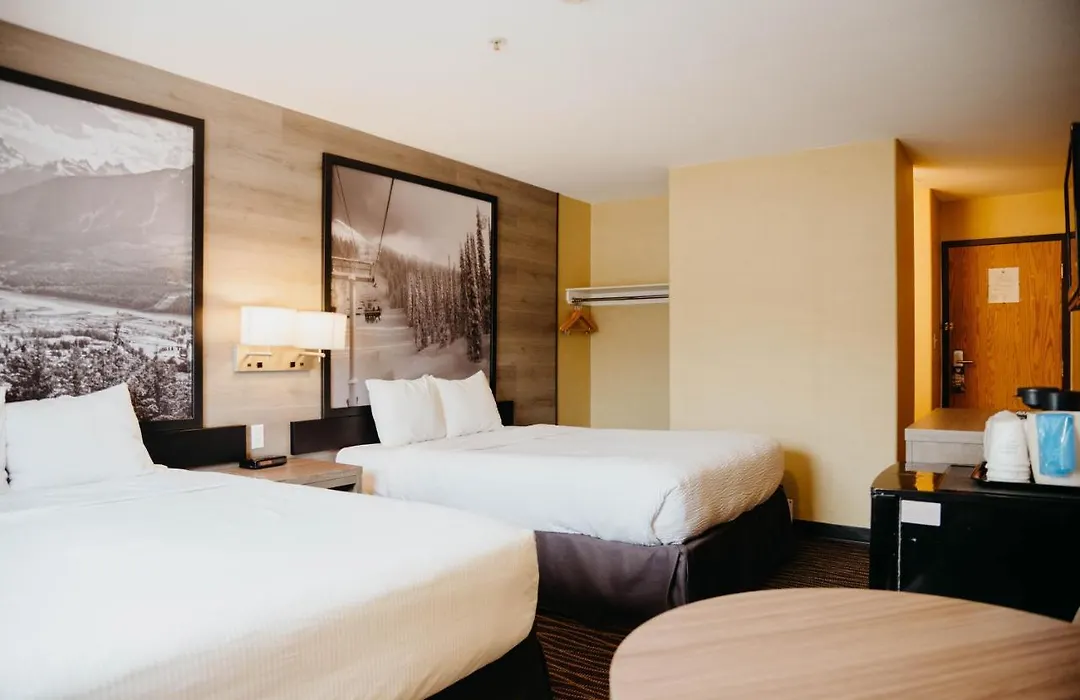 Super 8 By Wyndham Revelstoke Bc-1