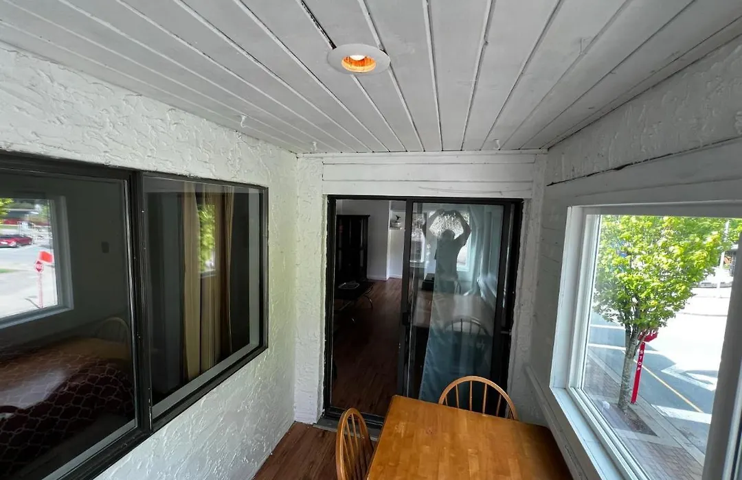 Harrison Lake Cottages-1