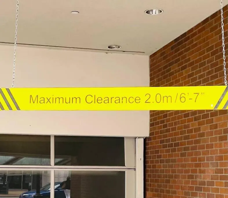 Lovely Downtown 2 Bedroom Condo With Free Parking-1