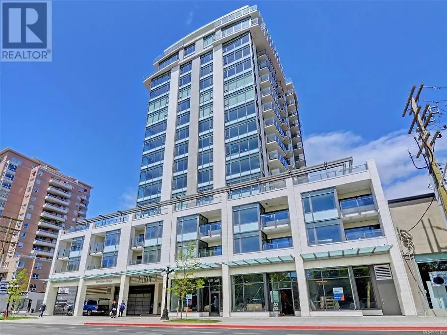 Luxious Downtown Victoria Condo In The Legato-1
