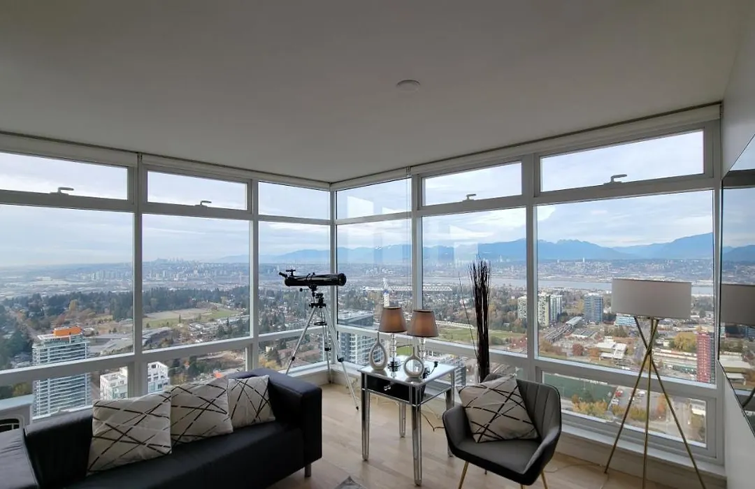 High Luxury Penthouse - Private Suite With Ensuite Bathroom-1