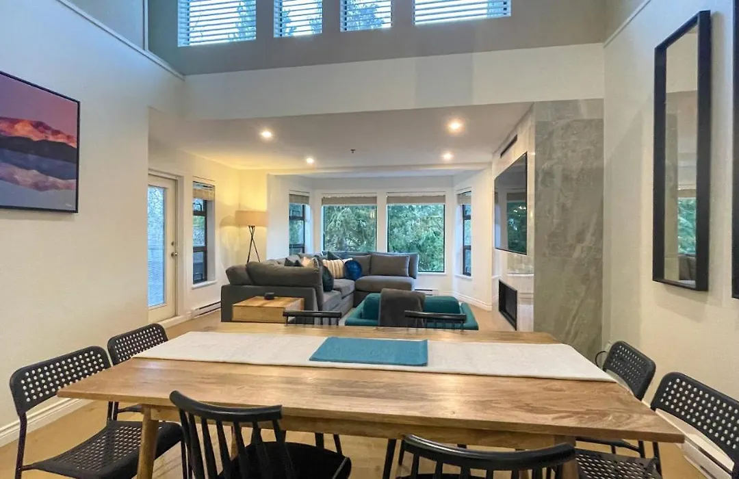 2Br Plus Loft, Modern And Spacious, Hot Tub And Sauna, Private Balcony, Fireplace-1