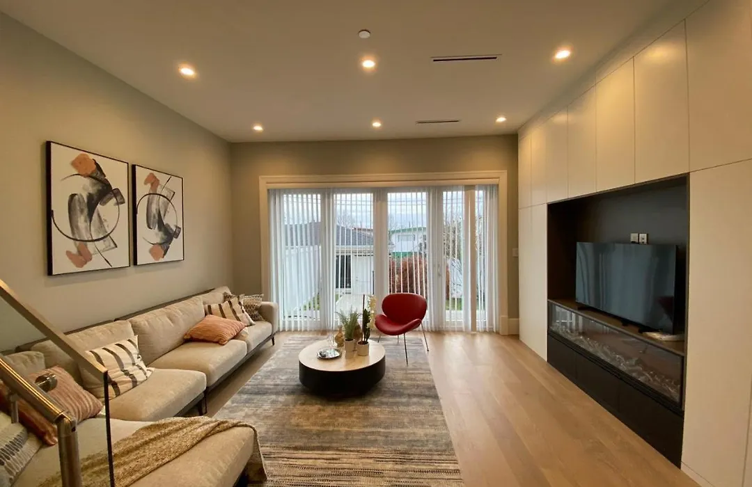 Wonderful 4 Bedrooms House-1