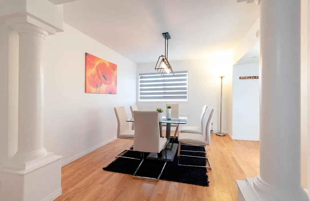 Spacious & Modern By The Beach-1