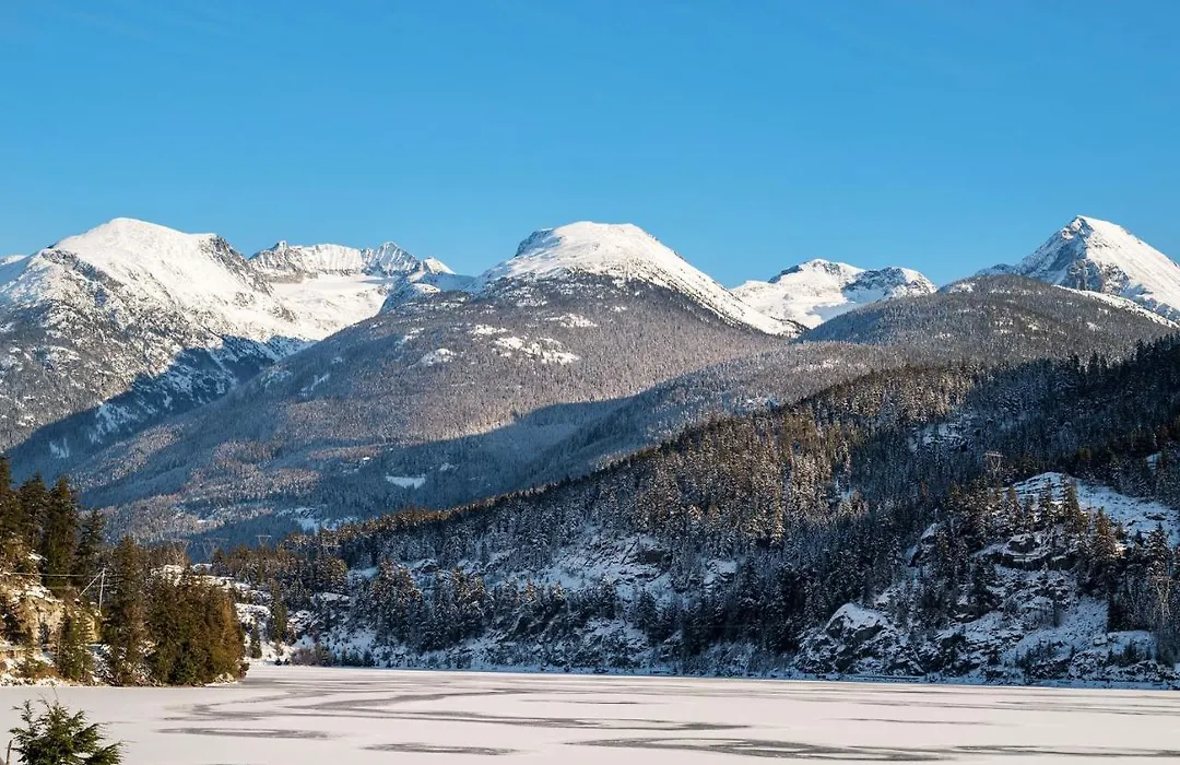 3Br In Alpine Greens, Ski Storage, Wood Burning Fireplace, Free Ski Shuttle-1
