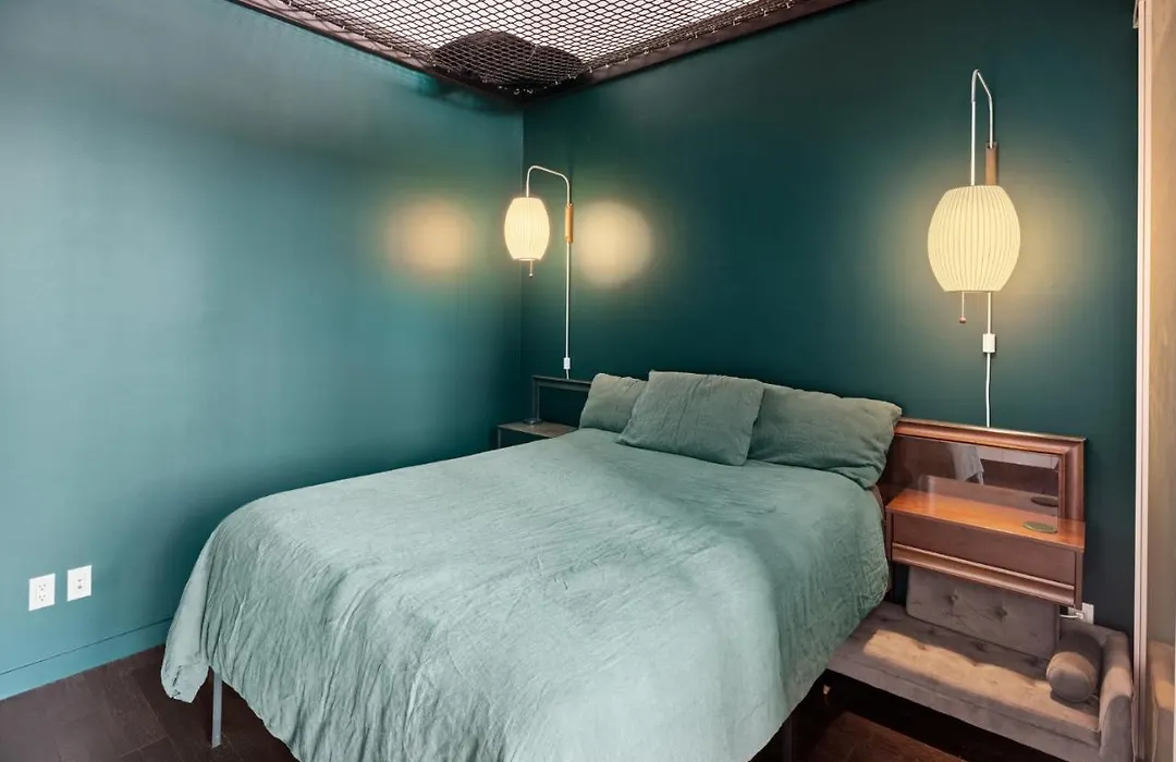 Hudson Pink Suite By Iris Properties!-1