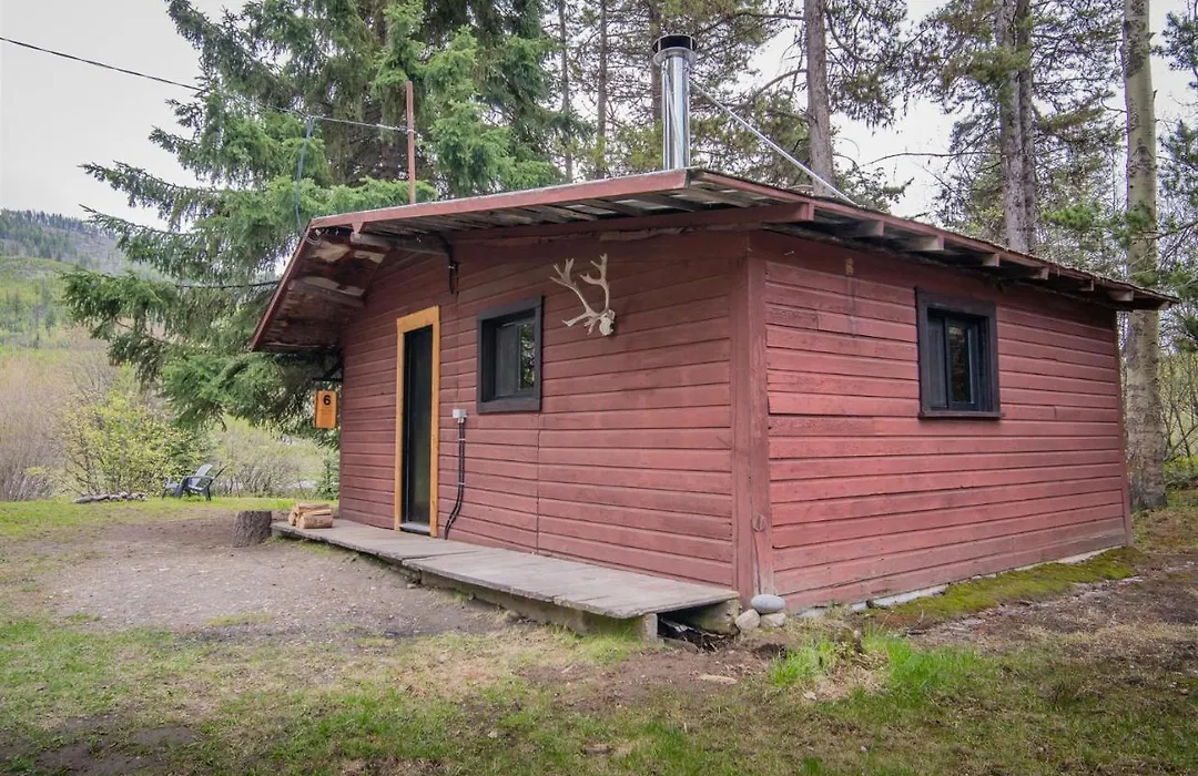 Chute Lake Lodge-1