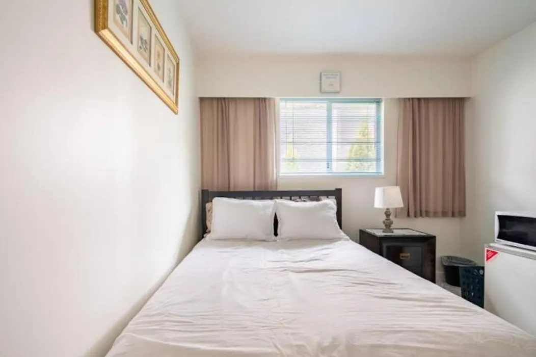 Vancouver Comfort Homestay-1