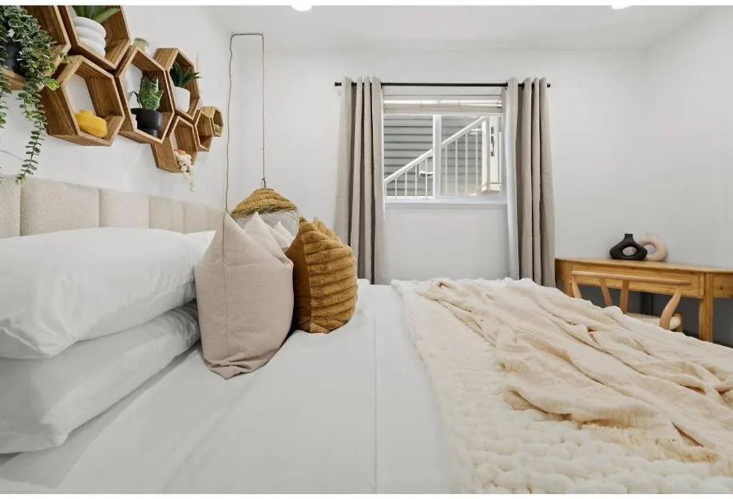 The Coastal I Steps Away From The Ocean I Sleeps 7-1