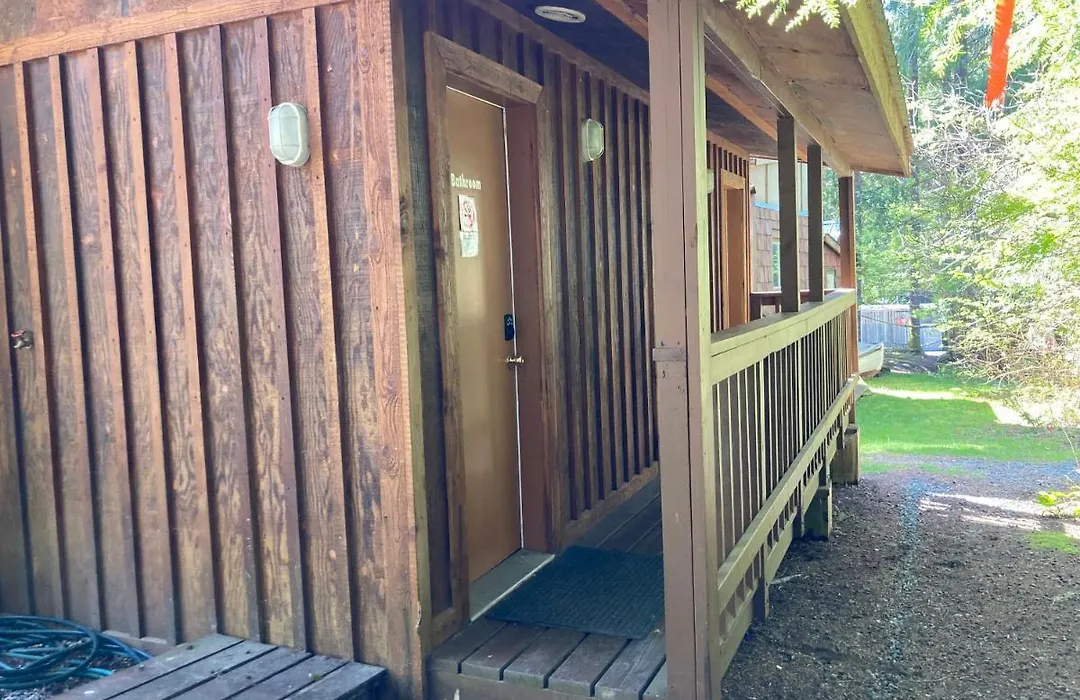 The Hiker Huts-1